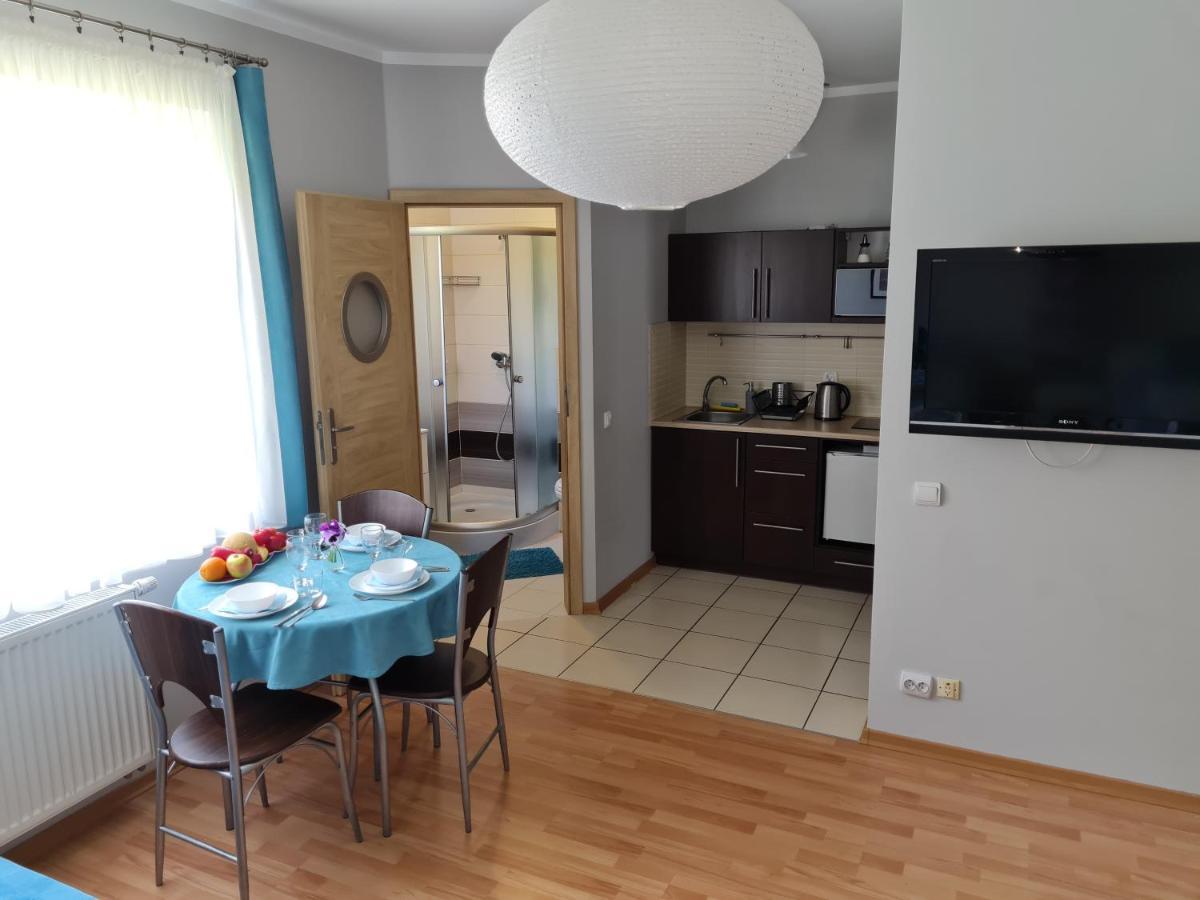 Bela - Pokoje Z Aneksami I Apartamenty Kołobrzeg Buitenkant foto