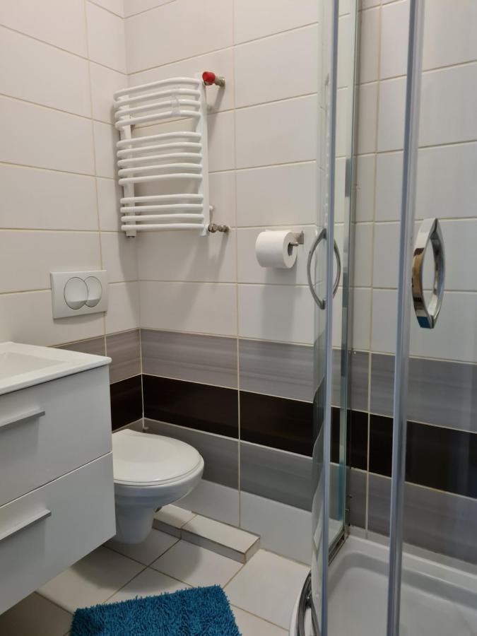 Bela - Pokoje Z Aneksami I Apartamenty Kołobrzeg Buitenkant foto